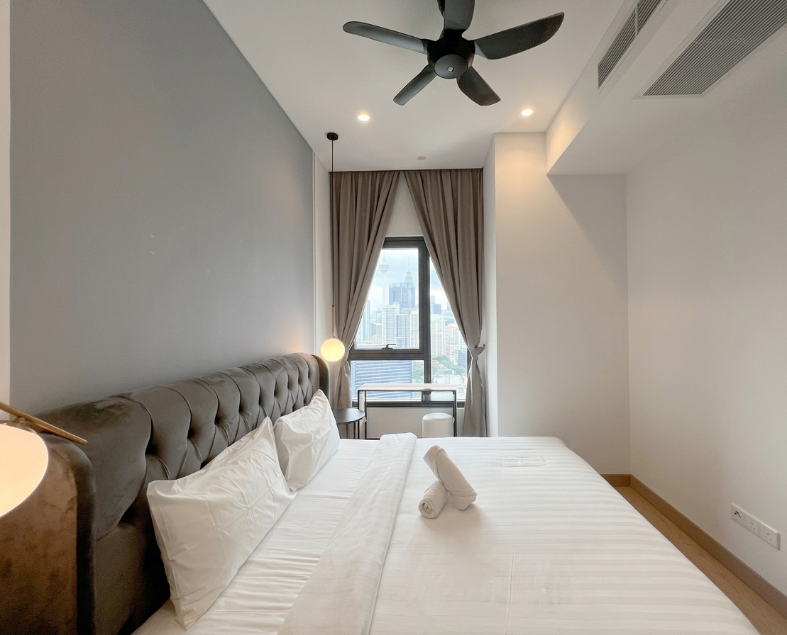 Superior One-Bedroom Apartment